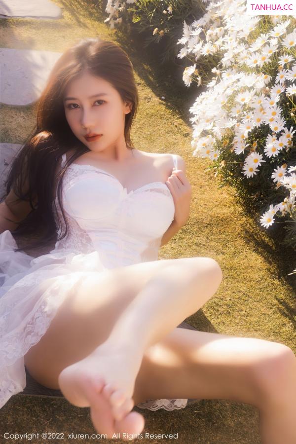 尹甜甜  [XiuRen]高清写真图 2022.04.08 No.4837 尹甜甜第17张图片